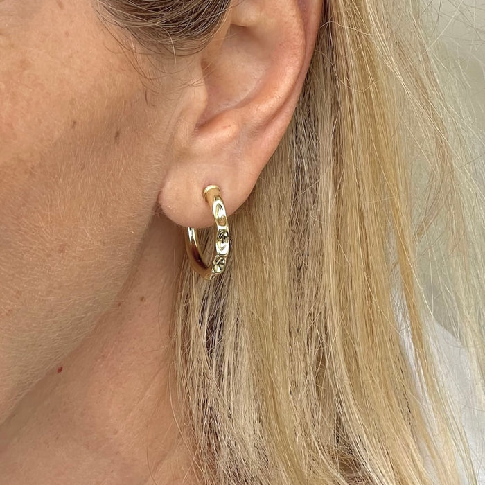Aylin Hoops