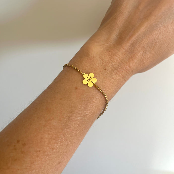 Lily Bracelet